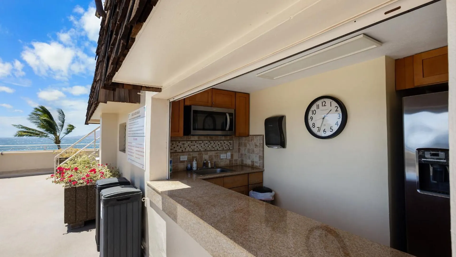 Beachfront Spectacular Sunset Suite New Ac Kīhei Apartment